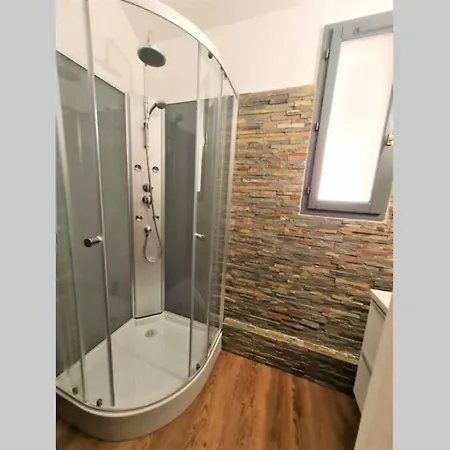 Le Temps Suspendu, Jacuzzi Et Detente A *