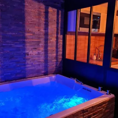 Le Temps Suspendu, Jacuzzi Et Detente A